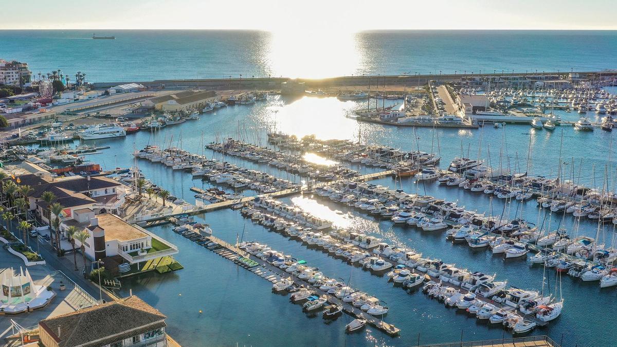 Panorámica del Real Club Náutico de Torrevieja