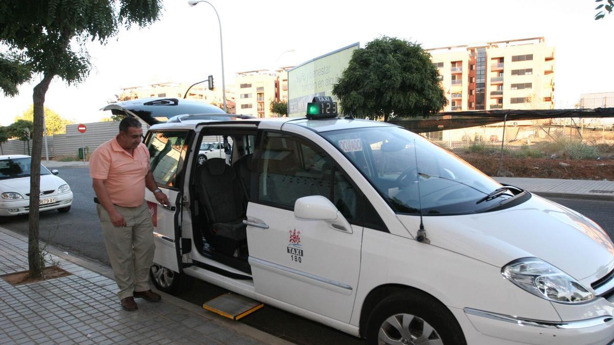 Un taxi adaptado, en una imagen de archivo.