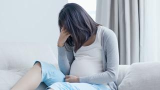 Un estudio sugiere que el covid conlleva más riesgos al final del embarazo