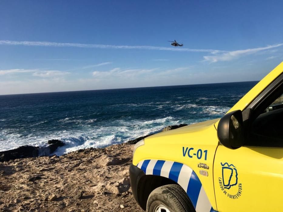 Búsqueda de un turista que cayó al mar cuando se hacía un 'selfie' en Betancuria
