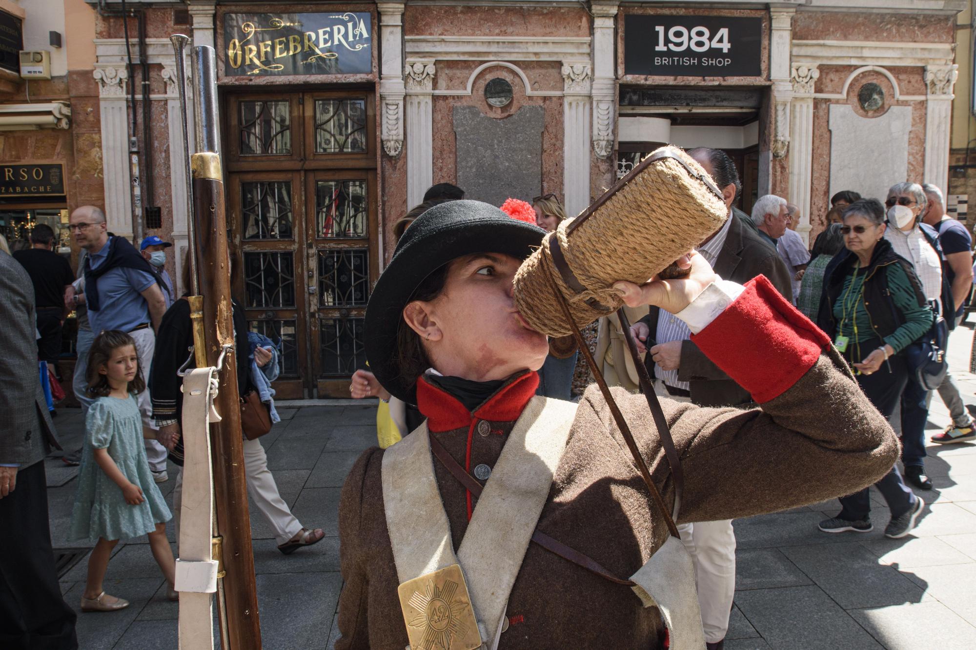 En imágenes: así fue la recreación en Oviedo de la revolución asturiana contra los franceses