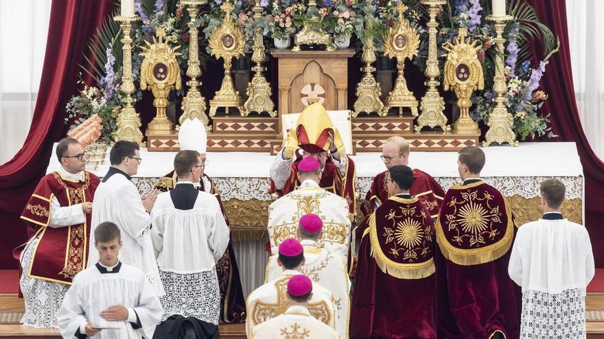 ¿Quiénes son los lefebvristas o lefebvrianos? ¿Por qué la Fraternidad San Pío X ha provocado un cisma con el Vaticano?