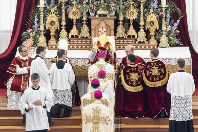 ¿Quiénes son los lefebvristas o lefebvrianos? ¿Por qué la Fraternidad San Pío X ha provocado un cisma con el Vaticano?
