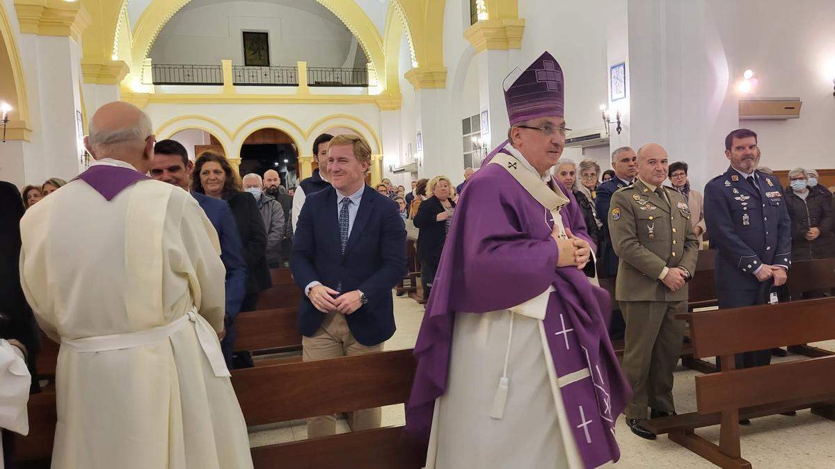 Misa celebrada con motivo de los 100 años de la parroquia en San Roque.