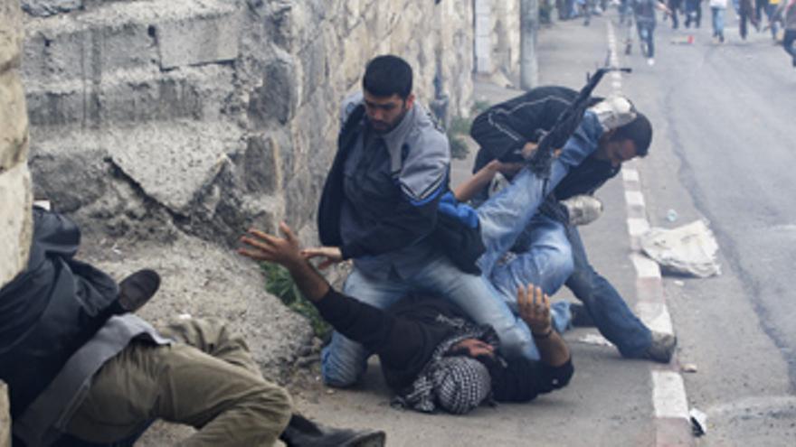 Fuertes enfrentamientos en Jerusalén tras el anuncio de nuevos asentamientos