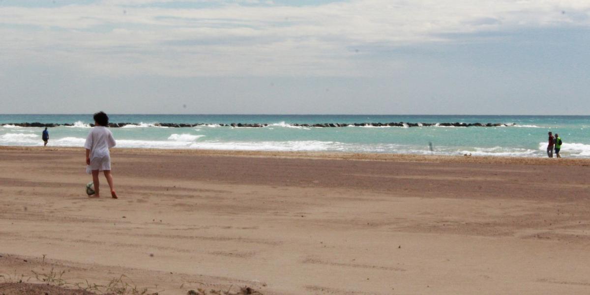 Imagen de la playa de la Malvarrosa de Burriana.