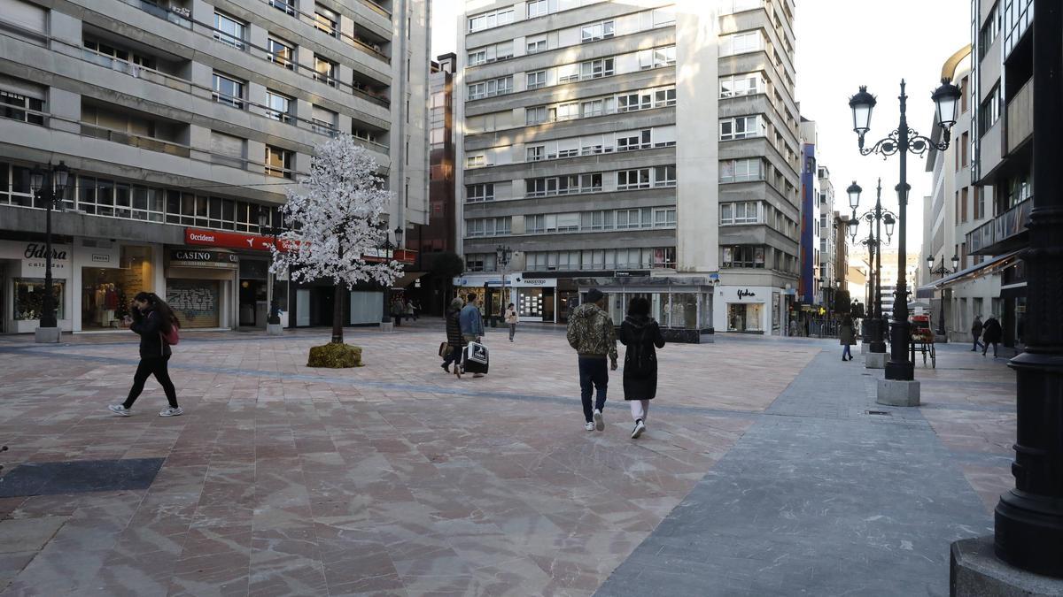 Aspecto de la plaza Longoria Carbajal este viernes.