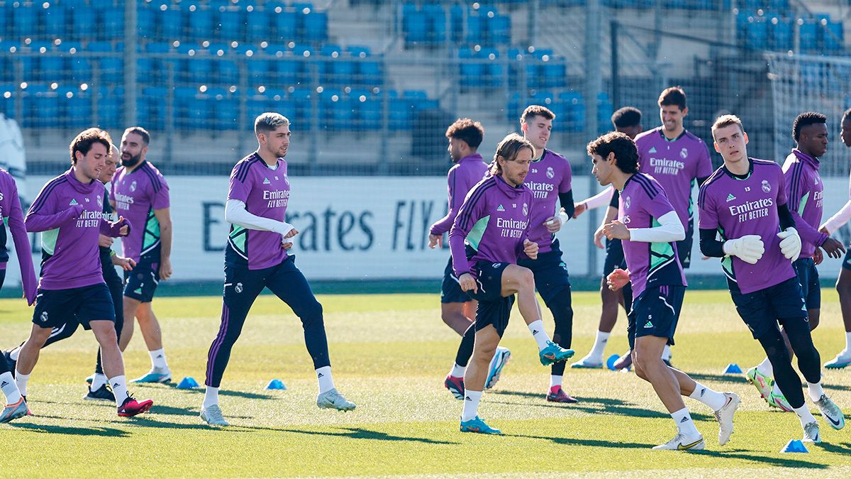 Último entrenamiento del Madrid antes de viajar a Mallorca