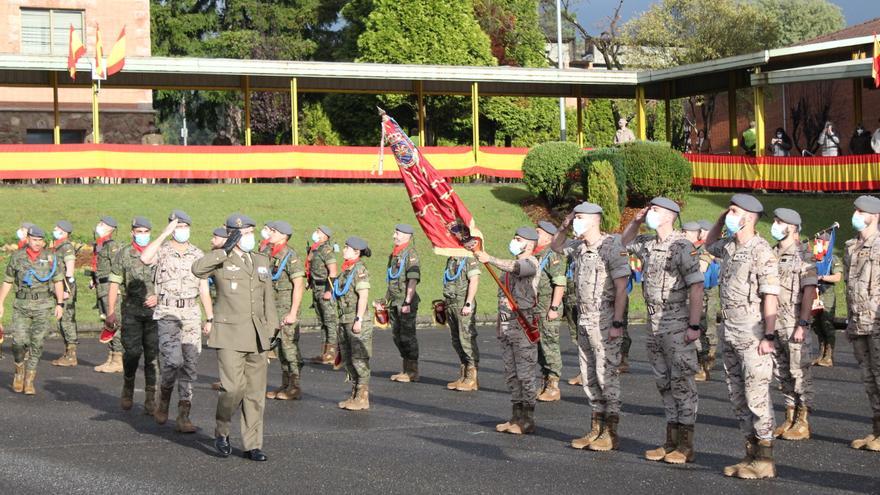 El Acuartelamiento asturiano de Cabo Noval despide a un nuevo contingente de apoyo a la Otan en Irak