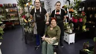 La floristería familiar que creció con El Llano y sigue floreciendo cuatro décadas después: "Siempre fue nuestro hogar"