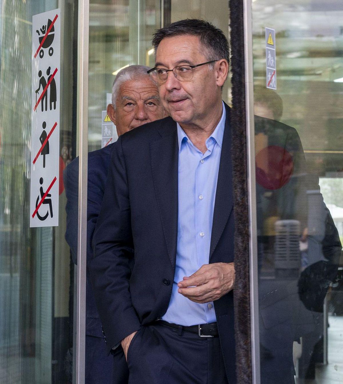 Roures reclama a Bartomeu 100.000 euros per injúries Roures reclama a Bartomeu 100.000 euros per injúries
