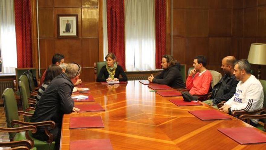 Miembros del comité de empresa, en la reunión con la subdelegada.