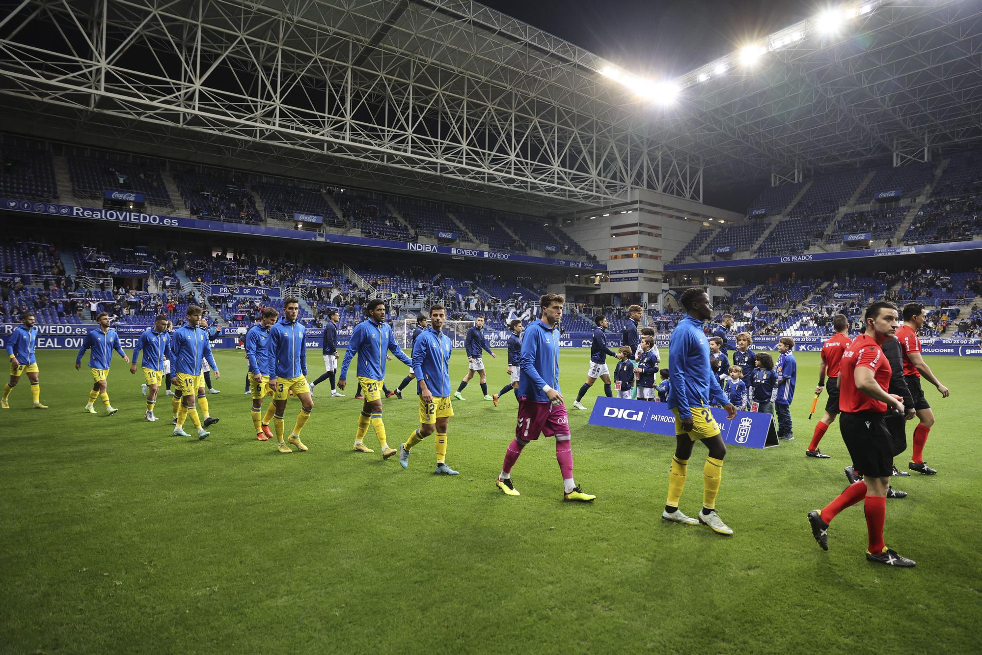 En imágenes: así fue el empate entre Real Oviedo y Las Palmas