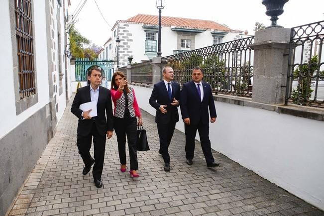 Reunión de los alcaldes de las cuatro grandes ciudades de Canarias