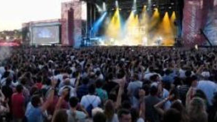 Benidorm renegociará el contrato del Low para que el festival le cueste menos