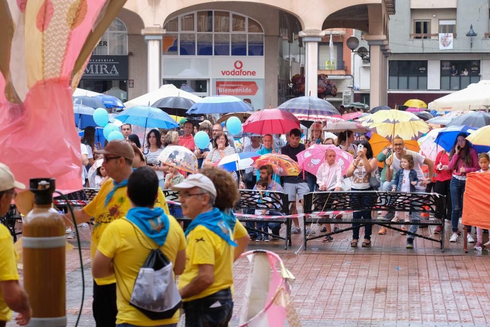 Correr la traca y suelta de globos fiestas mayores Elda