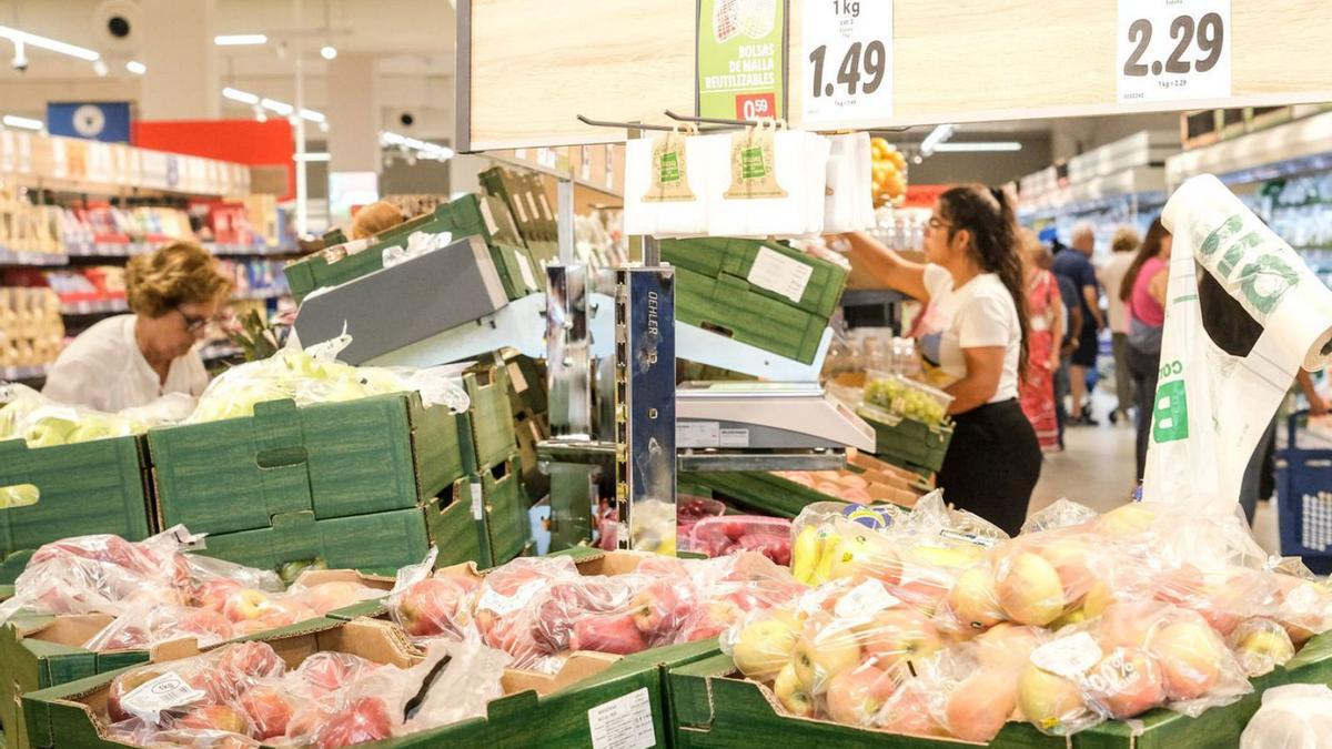 Interior de la tienda de Lidl en Telde inaugurada en 2022. | | JOSÉ CARLOS GUERRA