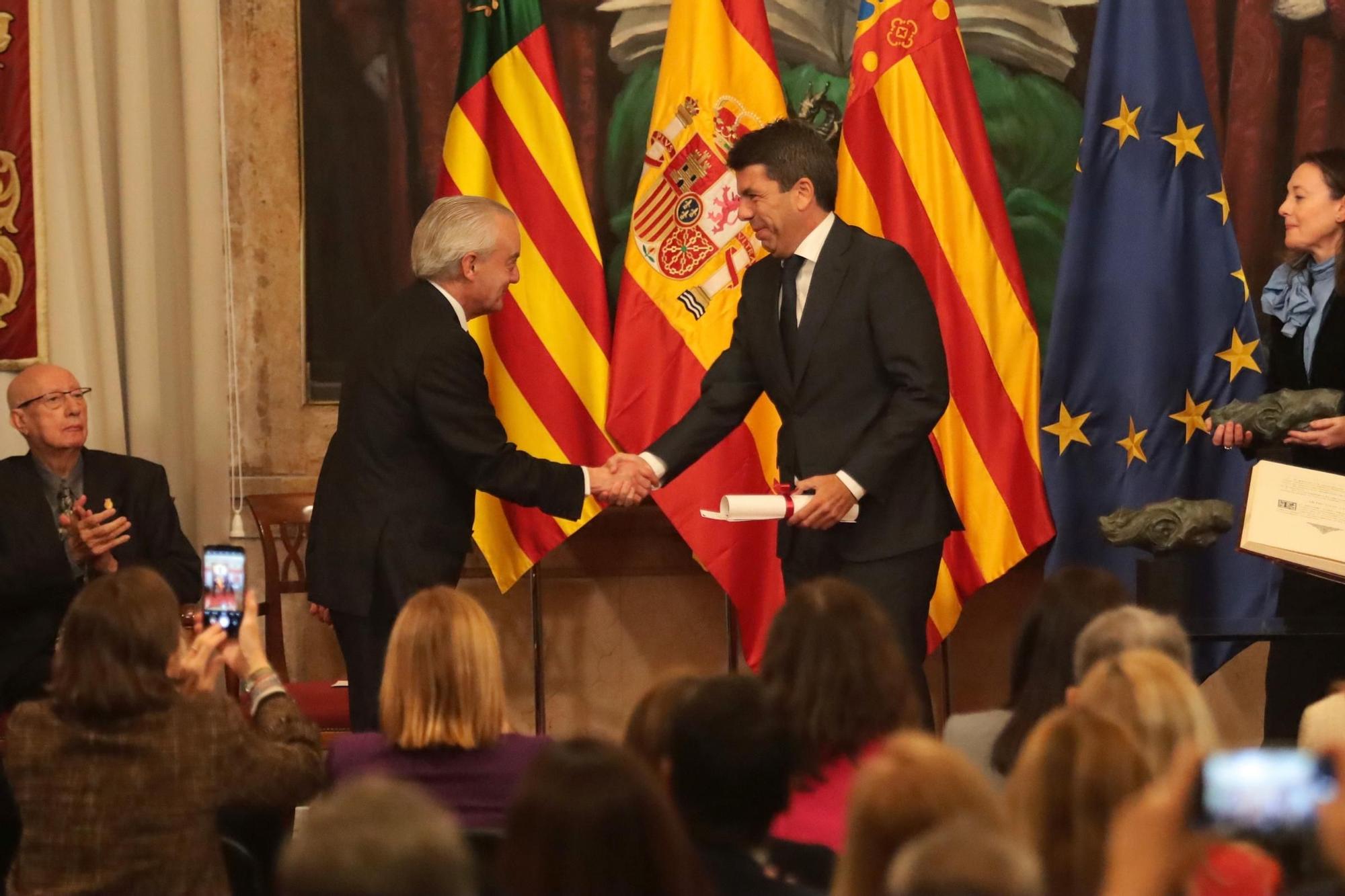 Galería de imágenes: El Consell celebra el Día de la Constitución en la Diputación de Castellón