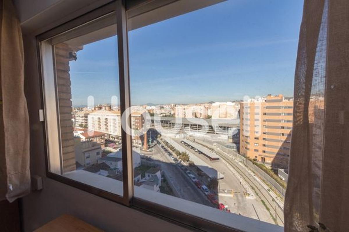 Pisos de 4 habitaciones en venta en Málaga