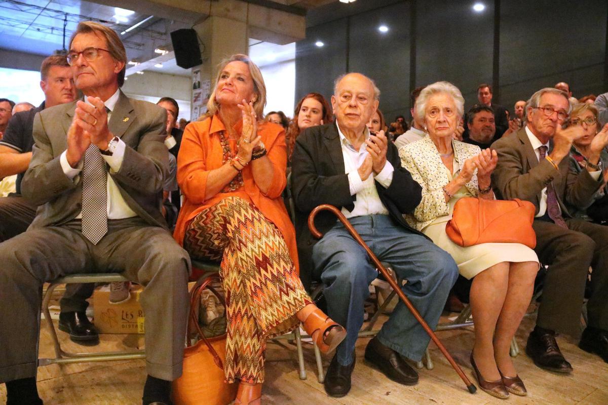 El PDECat es dissol: Jordi Pujol perd l’herència... política