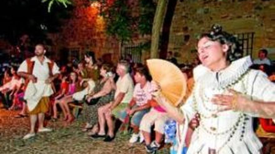 Cáceres Evocado atrae al casco viejo a más de 41.000 visitantes