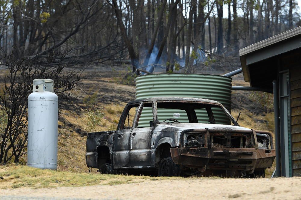 Al menos 12 muertos por los incendios en Australia