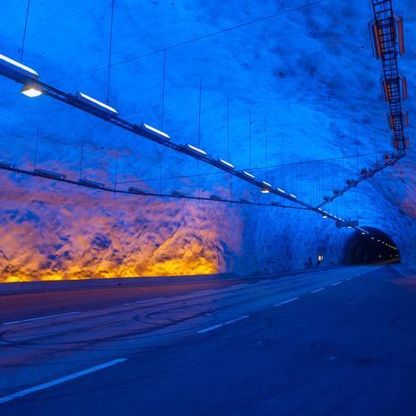 El túnel de carretera más largo del mundo: en Noruega y de 24,5 kilómetros