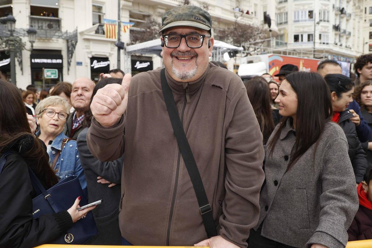 Búscate en la mascletà del 3 de marzo en la plaza del Ayuntamiento de València