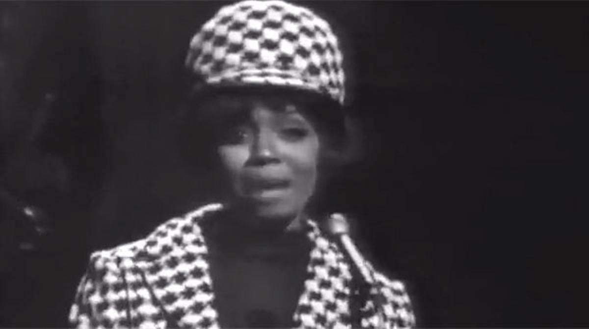 Fontella Bass interpreta ’Rescue me’ (1965).