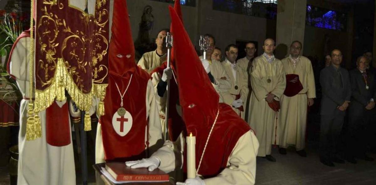 Semana Santa en Benavente: Y la noche se quedó muda
