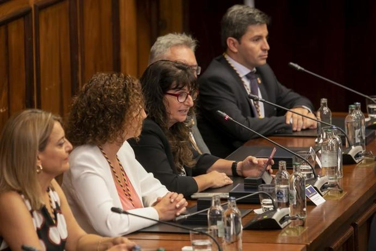 22.06.19. Las Palmas de Gran Canaria. El Cabildo de Gran Canaria celebra el pleno de constitución de la nueva corporación, con Antonio Morales como presidente, al haber sido el candidato más votado. Foto Quique Curbelo  | 22/06/2019 | Fotógrafo: Quique Curbelo