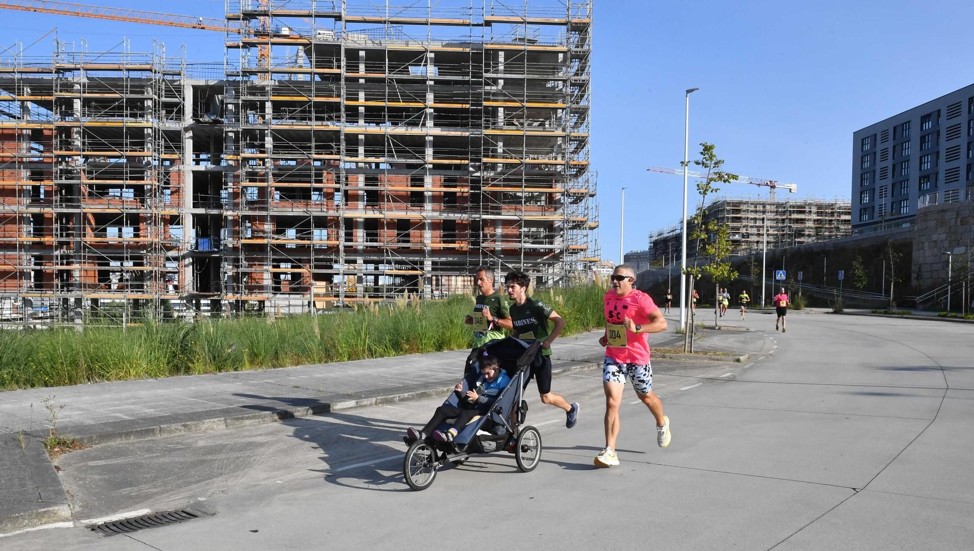 Más de mil corredores completan la carrera popular de Matogrande a Xuxán