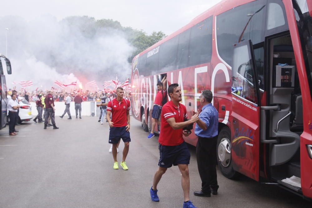 Rebuda històrica de l'afició del Girona FC a Montilivi