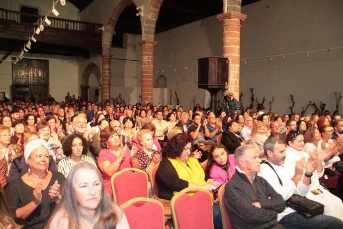 Calicanto en el Convento Santo Domingo de la Villa de Teguise con Voces Solidarias