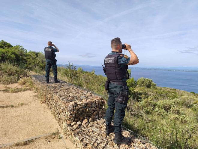 Les imatges de la cerca d'un menor a la costa de Roses