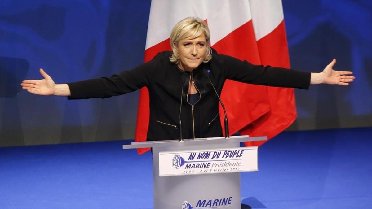 La líder del frente Nacional, Marine Le Pen, en la presentación de su campaña en Lyón.