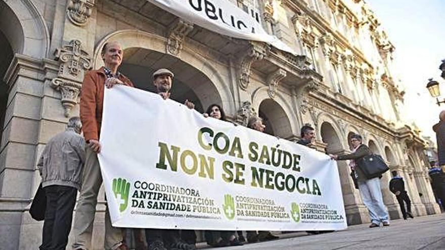 Una protesta en defensa de la sanidad pública en A Coruña.