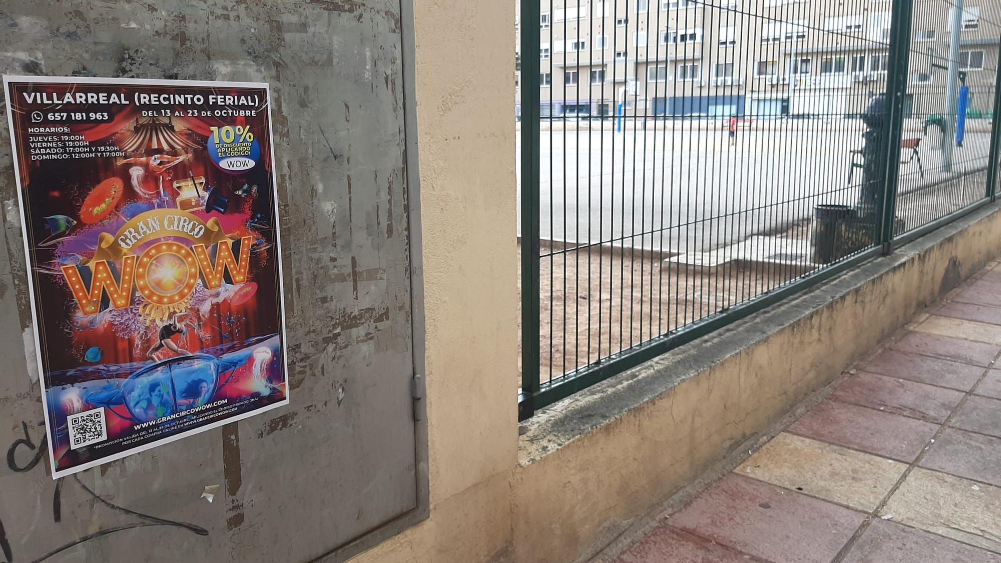 Empapelan Vila-real con los carteles de un circo