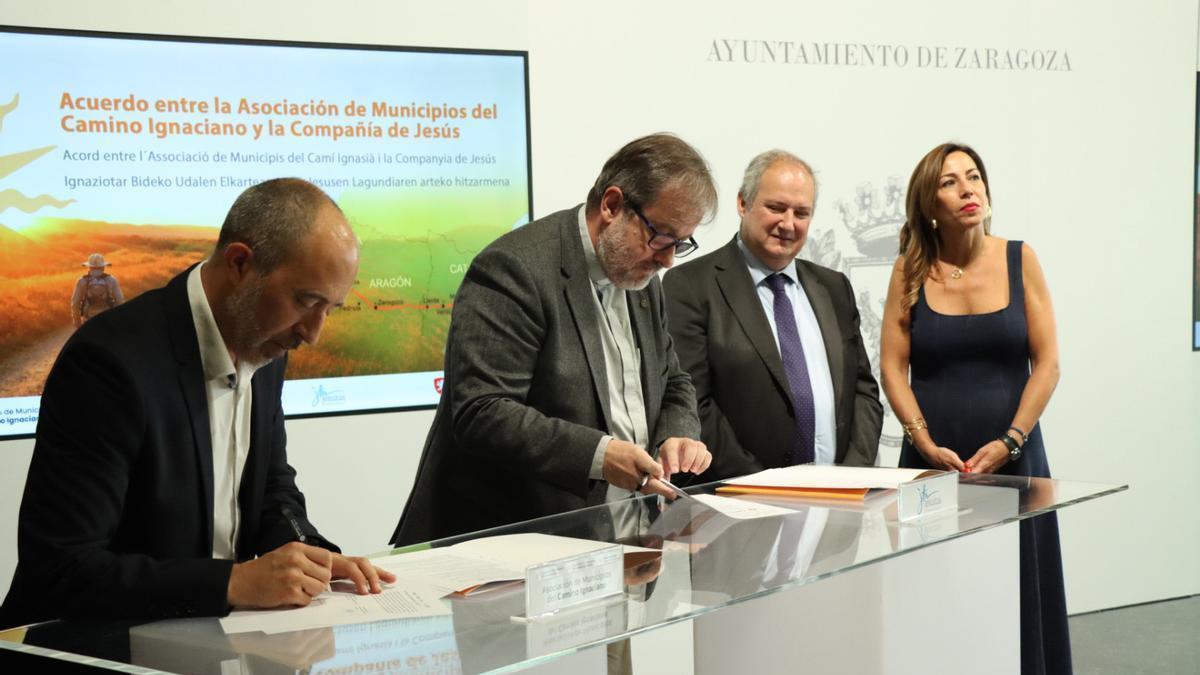 Marc Aloy, Enric Puiggròs, Jordi Hereu i Natalia Chueca