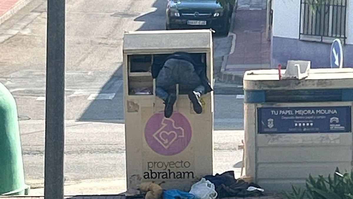Contenedores de ropa Molina de Segura