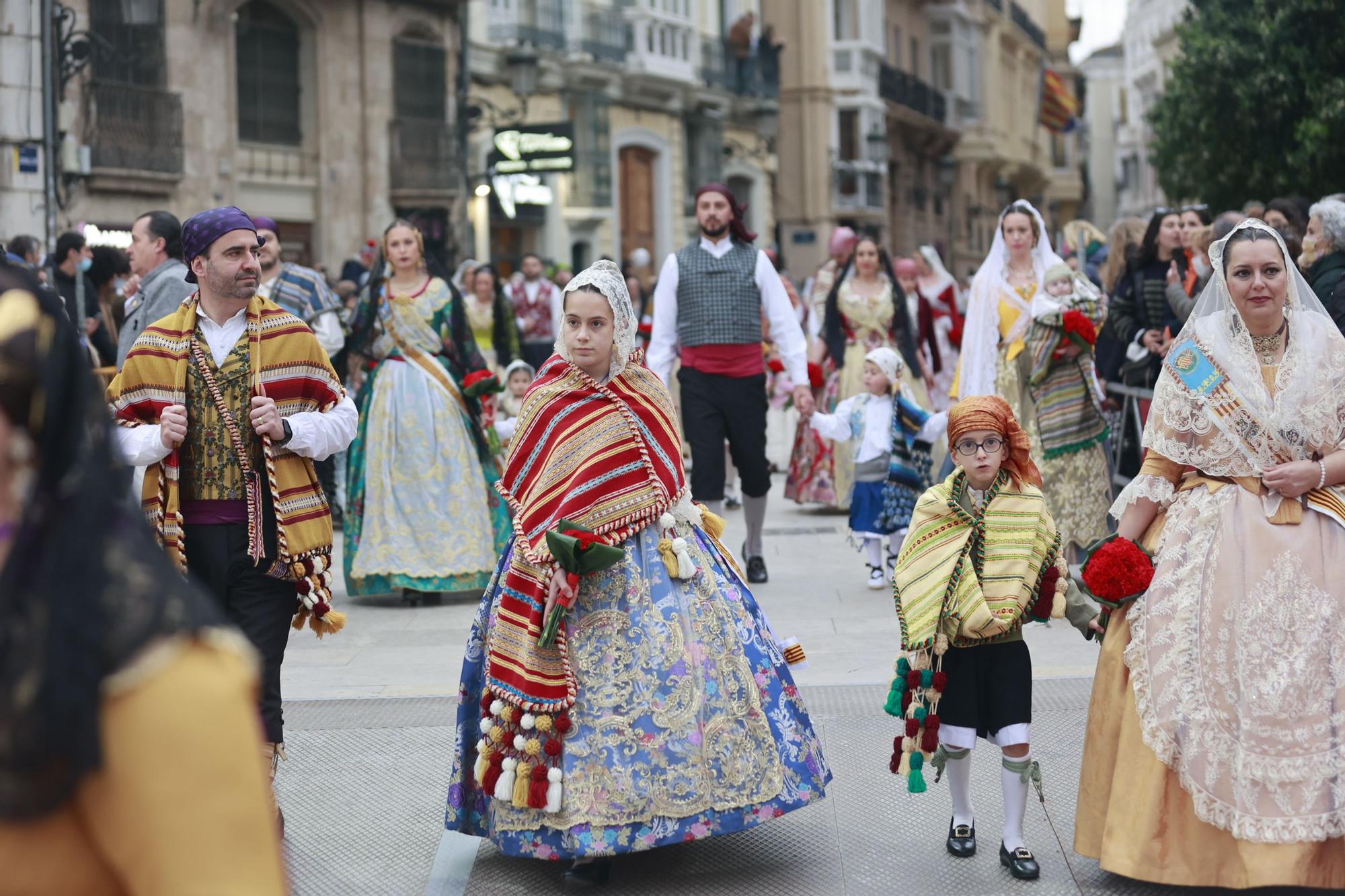 Búscate en el segundo día de ofrenda por la calle Quart (entre las 18:00 a las 19:00 horas)