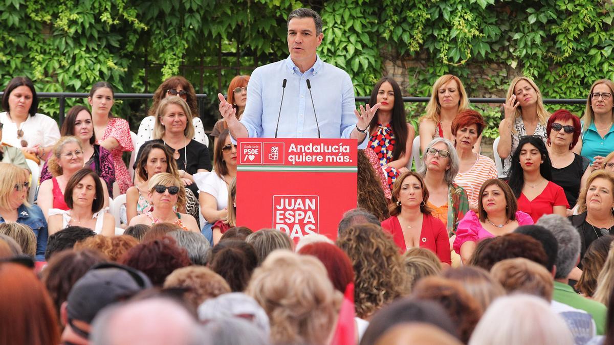 Acto electoral del PSOE en Granada con la asistencia de Pedro Sánchez