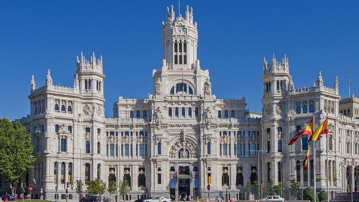 Fachada del palacio Cibeles.