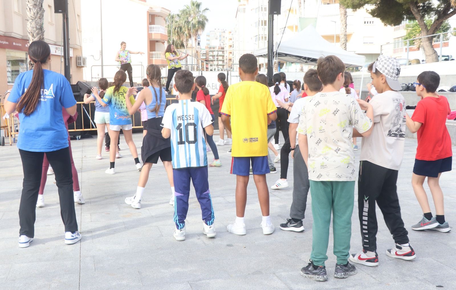 Los jóvenes, primeros en disfrutar de “El Campello Fitness” que se celebra este fin de semana