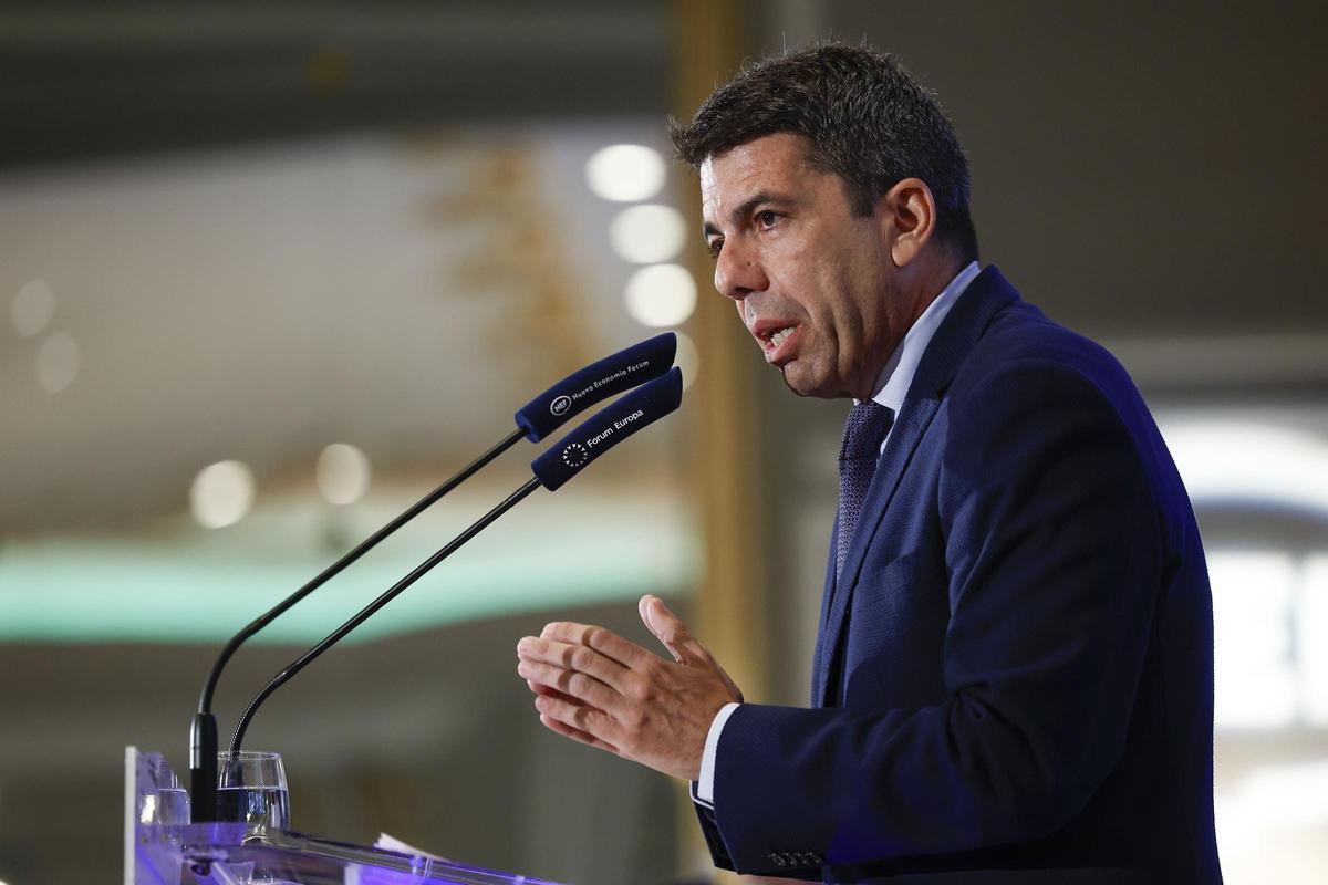 Carlos Mazón: "Que dimiteixin els que menteixen i no van informar" Carlos Mazón: "Que dimiteixin els que menteixen i no van informar"