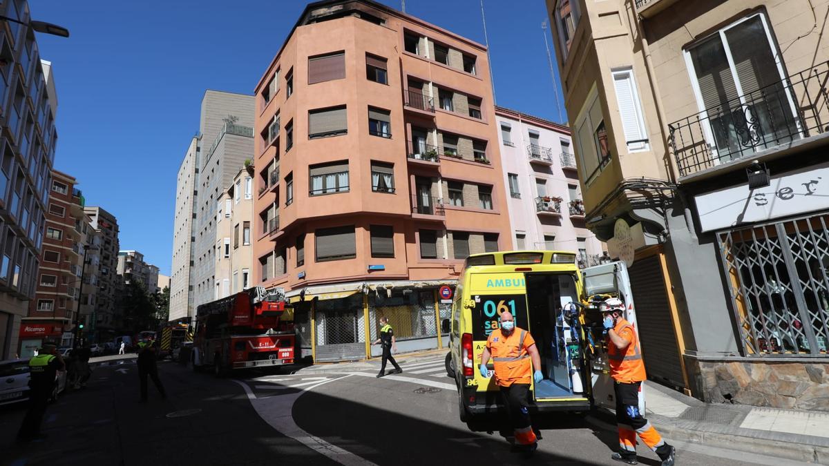 Incendio en la calle Cortes de Aragón de Zaragoza