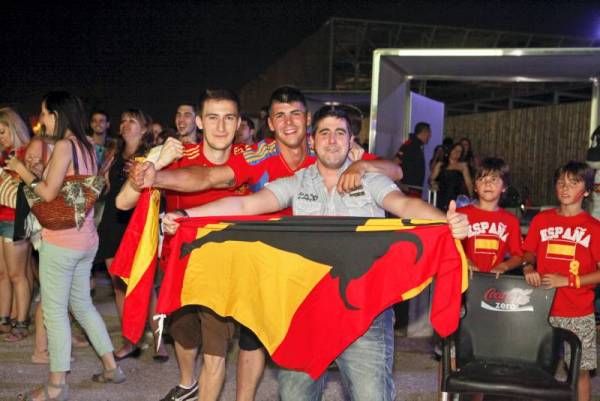 Cientos de personas festejan en Las Playas el pase a semifinales