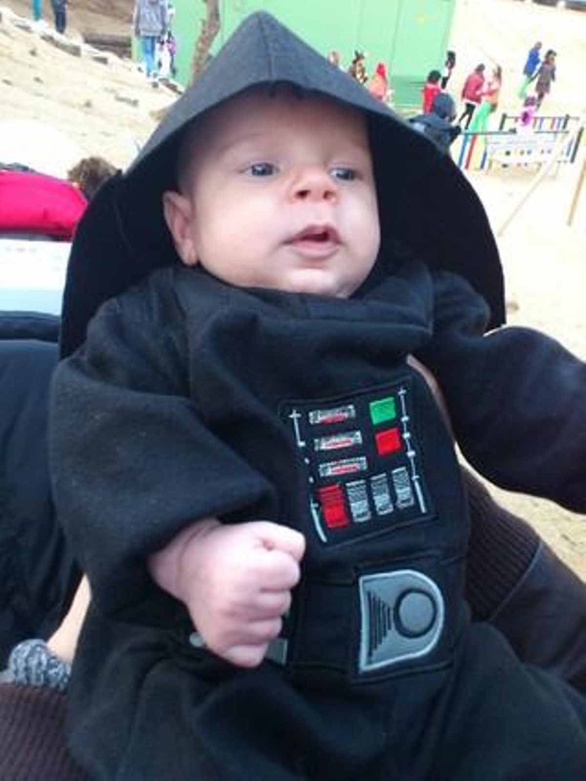 Marcel, un subscriptor d’un mes i mig, disfressat de Darth Vader. FOTO: GEORGINA MASIP