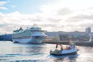 El «Ventura», el primero de los doce cruceros que se avecinan