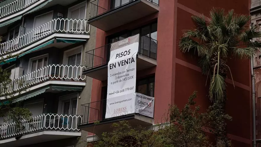 La compraventa de viviendas baja un 2,5% en octubre pese al récord de ventas de viviendas usada